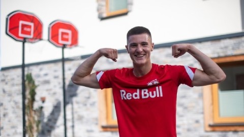  Benjamin Sesko và quyết định bước ngoặt khi mới 10 tuổi